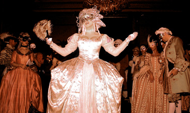 Begrung zum Maskenball 2003 durch 'Liliana Foscari'